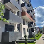C&l Apartment *